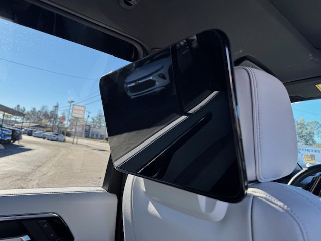 Used 2025 Chevrolet Tahoe Premier image 19