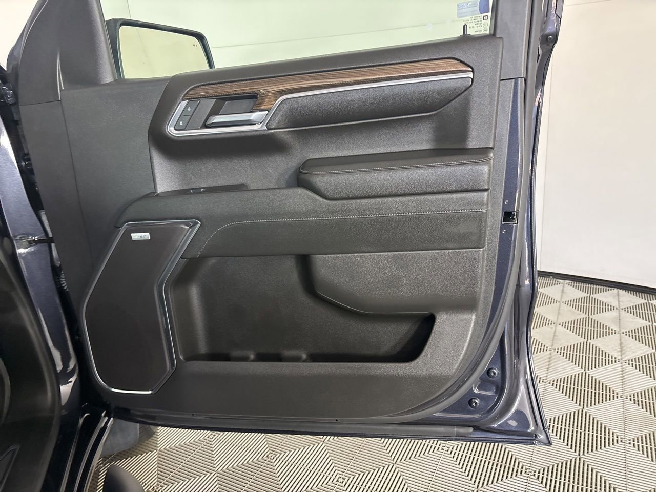 Used 2023 Chevrolet Silverado 1500 RST w/ Convenience Package II image 24