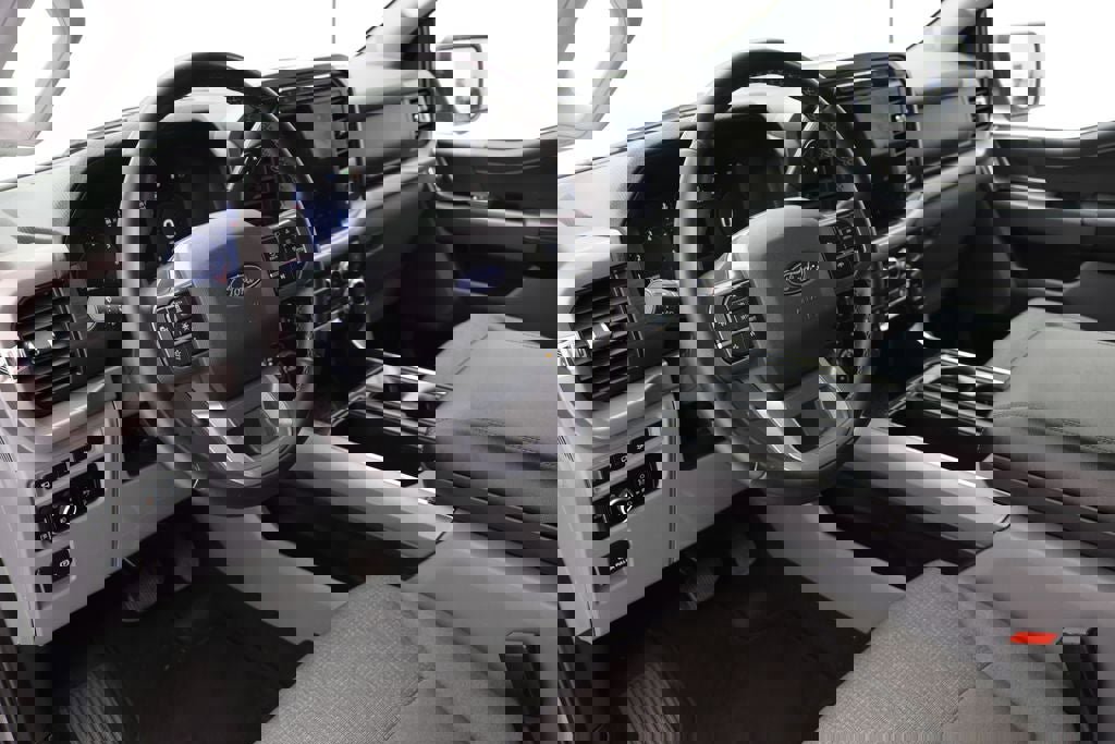 Used 2024 Ford F150 XLT w/ Equipment Group 302A MID image 19