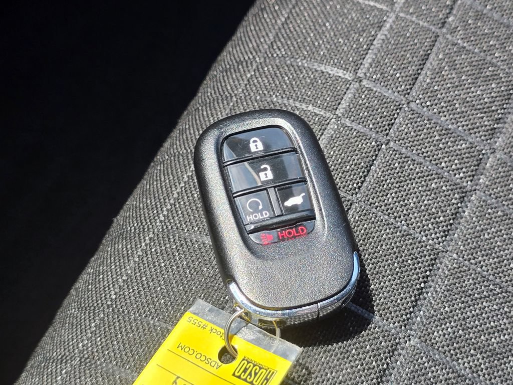 Used 2025 Honda HR-V Sport image 32