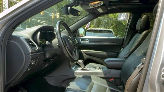 Certified 2021 Jeep Grand Cherokee Limited w/ Sun & Sound Group image 14