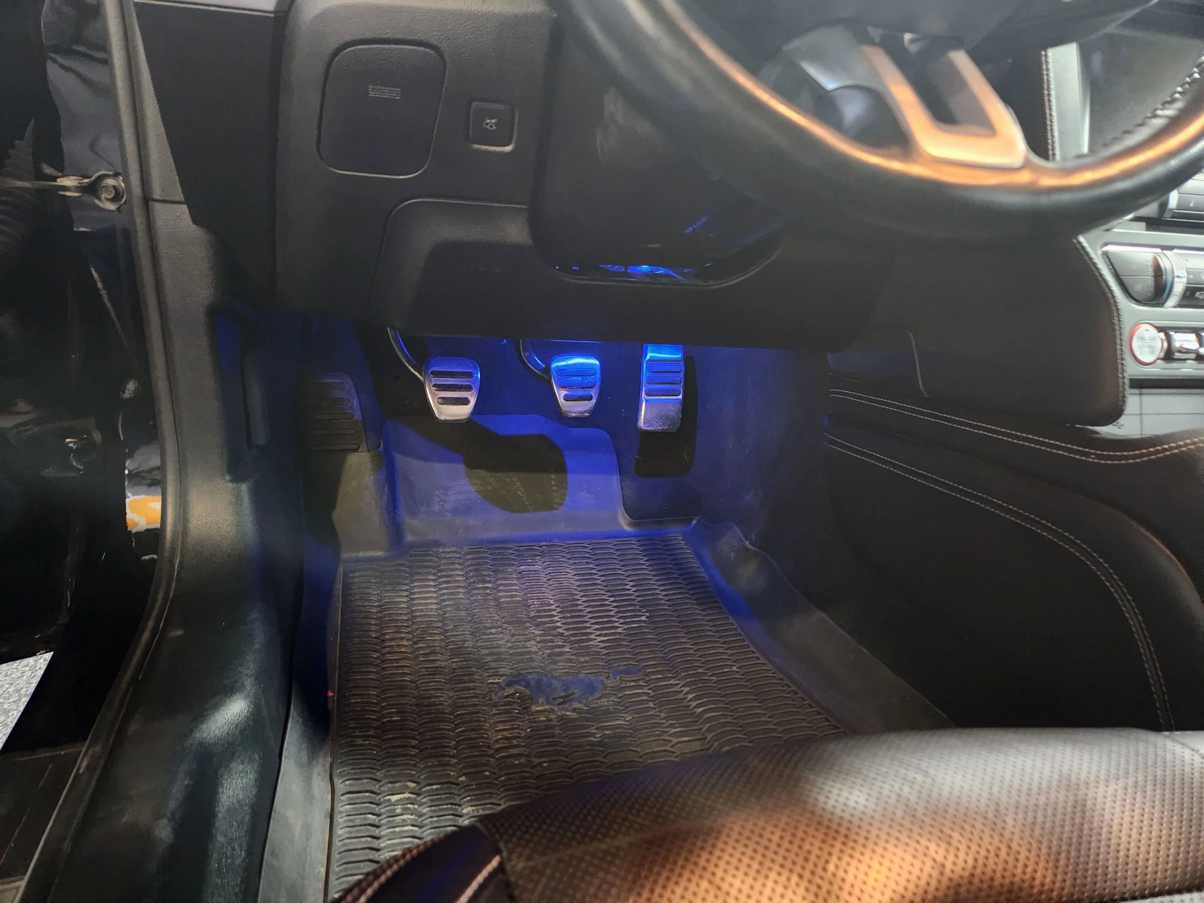 Used 2023 Ford Mustang GT Premium w/ Equipment Group 401A image 38