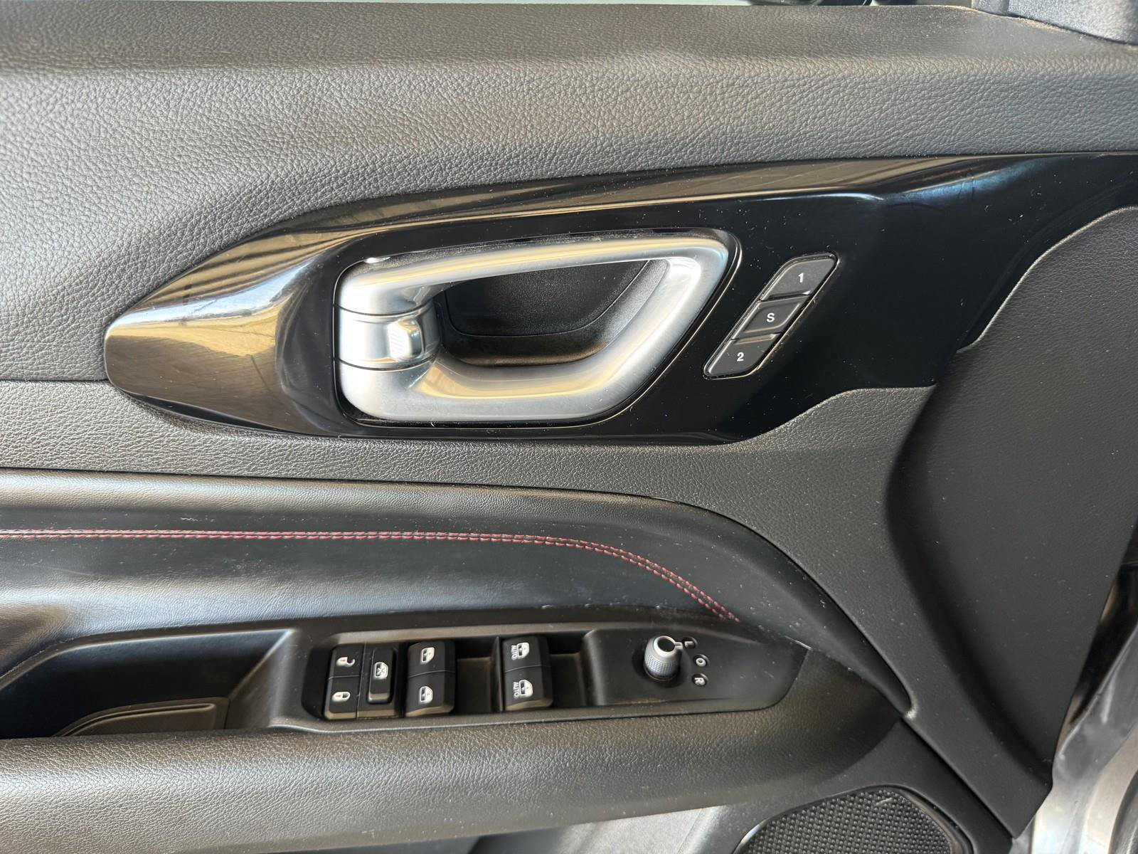 Used 2023 Jeep Compass Trailhawk w/ Trailhawk Elite Group image 23