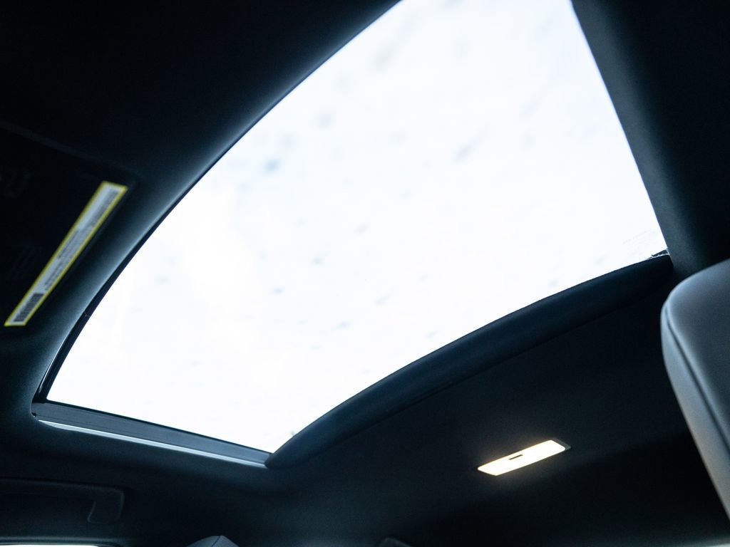 Used 2024 Lexus UX 250h AWD image 33