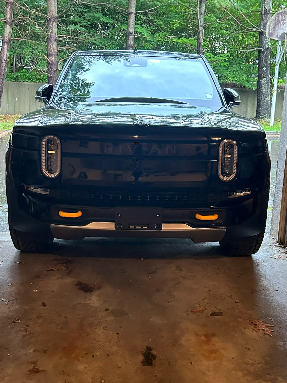 Used 2023 Rivian R1T Adventure image 7