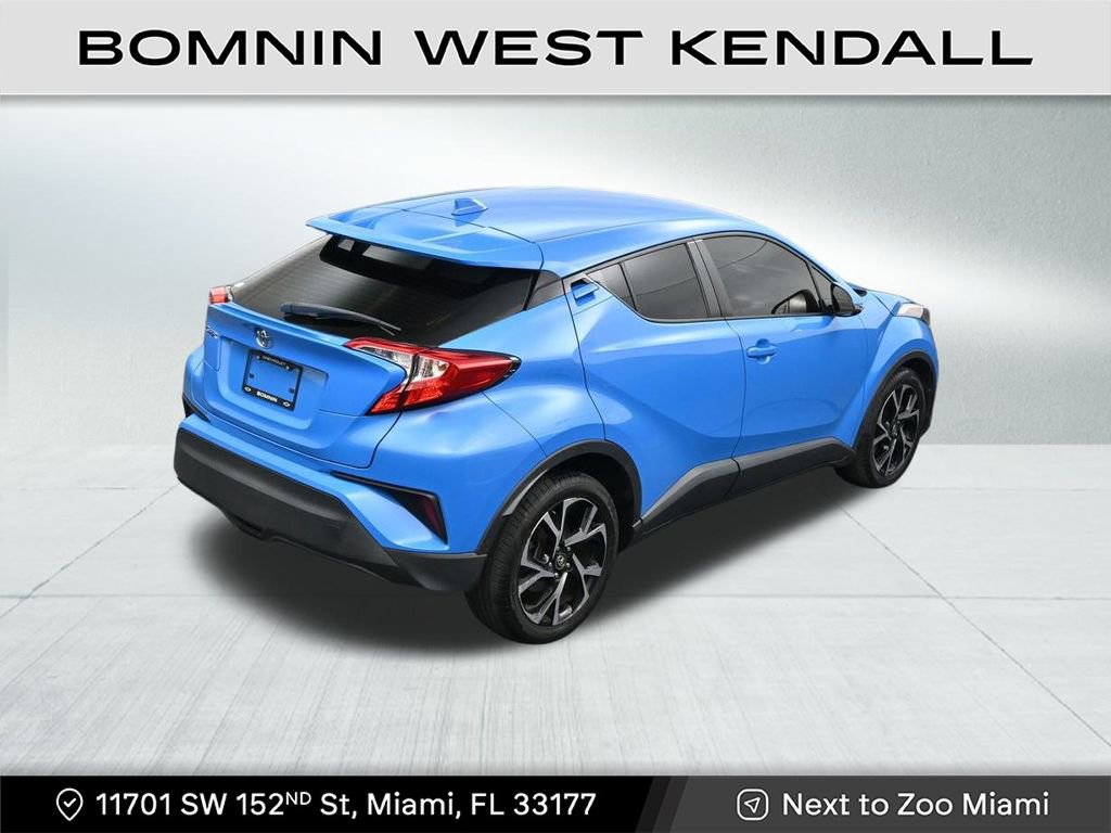 Used 2019 Toyota C-HR XLE image 16
