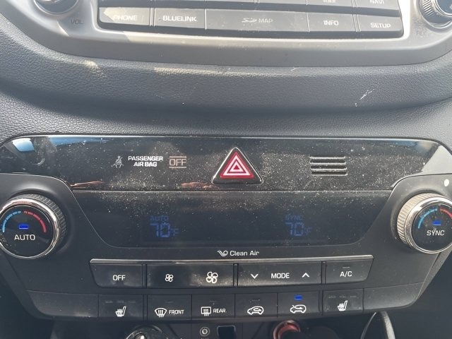Used 2017 Hyundai Tucson SE Plus AWD/4WD image 16