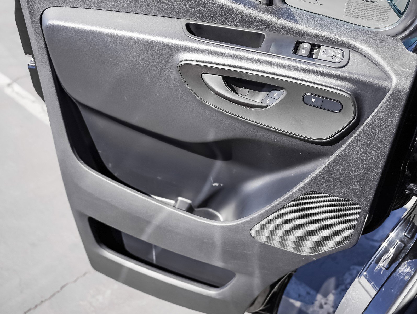 Used 2024 Mercedes-Benz Sprinter 2500 image 22