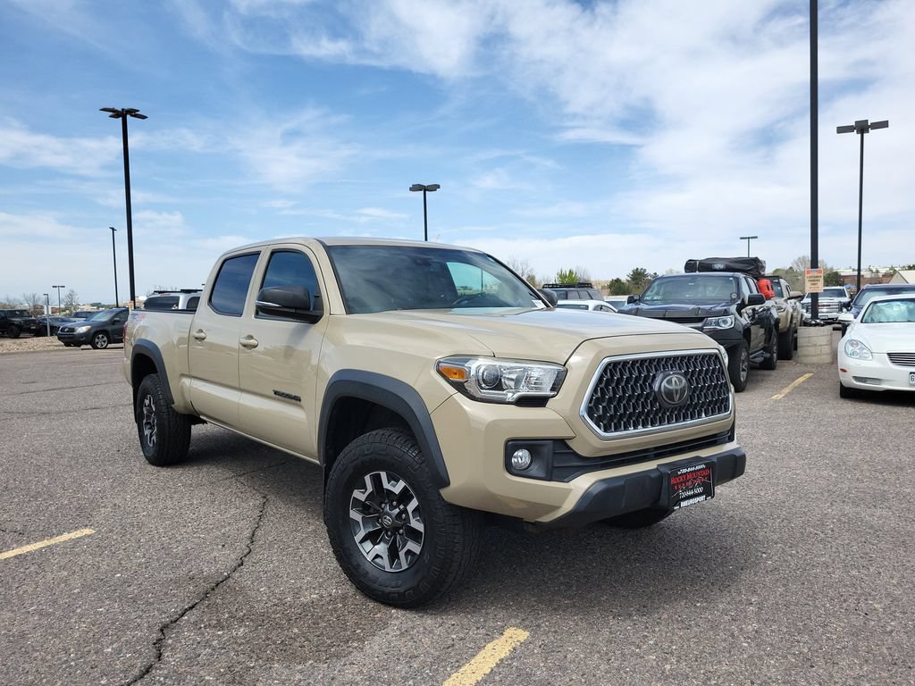 Used 2019 Toyota Tacoma TRD Off-Road w/ Technology Package AWD/4WD image 2