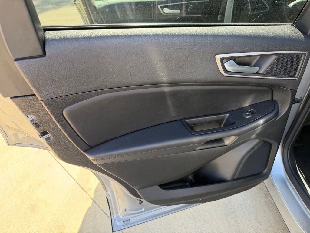 Used 2022 Ford Edge SEL image 14
