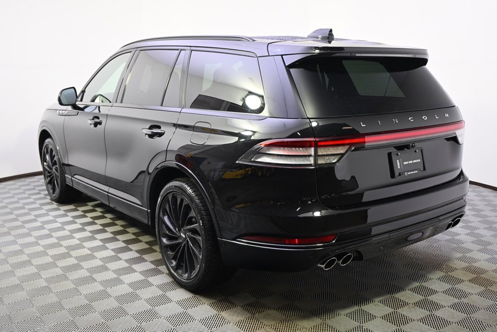New 2026 Lincoln Aviator Reserve image 3