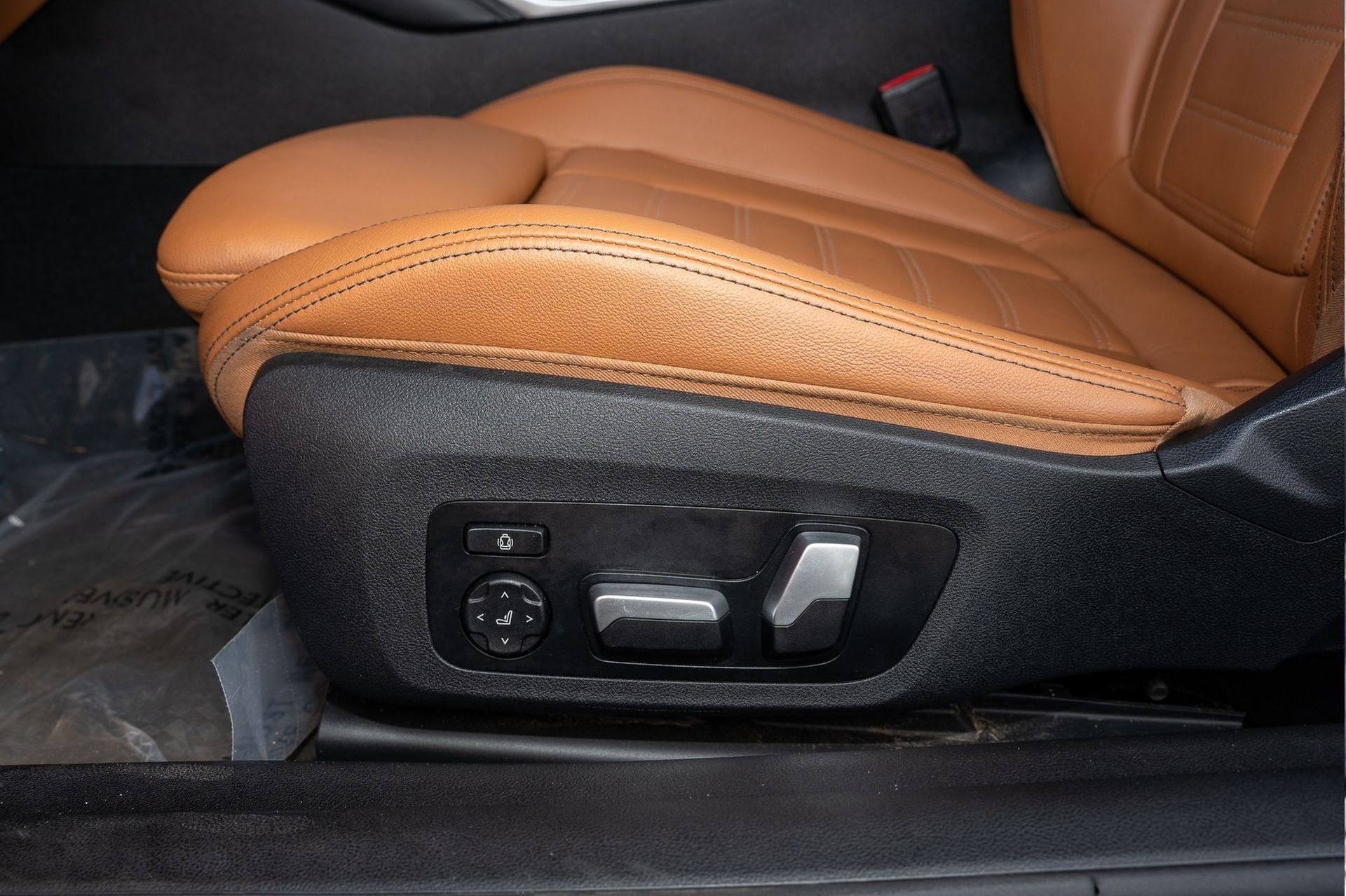 Used 2021 BMW 440i xDrive Coupe w/ Premium Package image 25