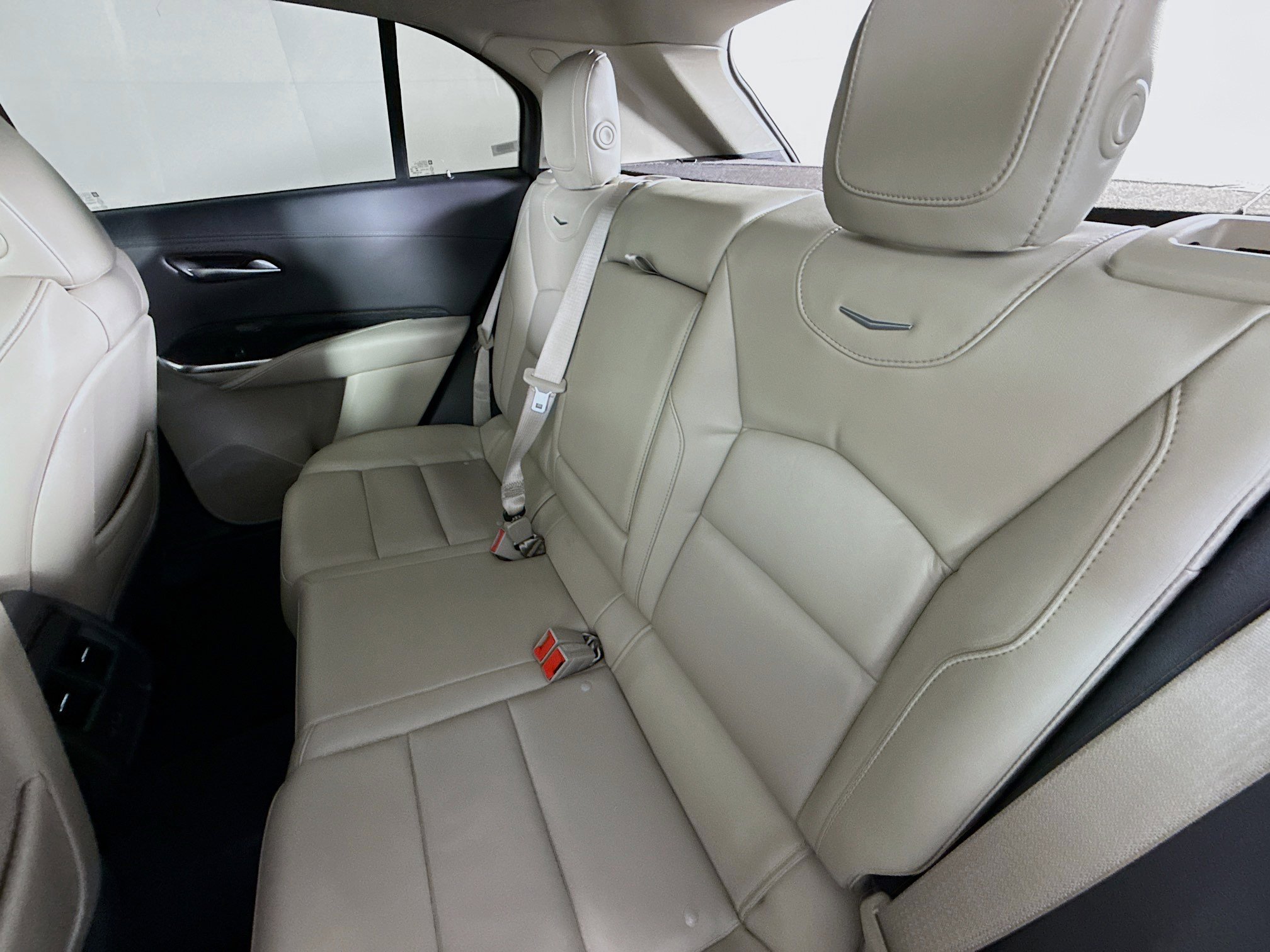 Used 2023 Cadillac XT4 Premium Luxury image 27