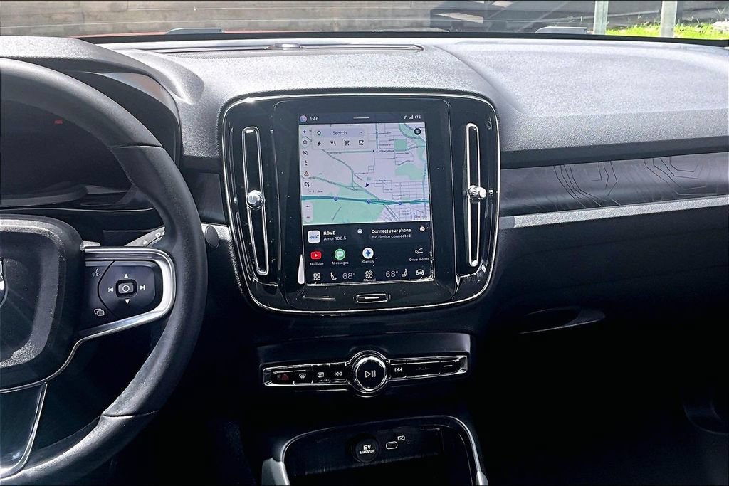 Certified 2023 Volvo C40 P8 Recharge Plus AWD/4WD image 8
