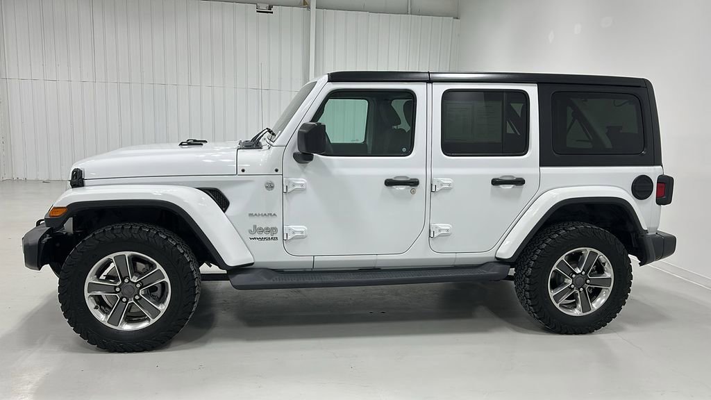 Used 2018 Jeep Wrangler Unlimited Sahara image 3