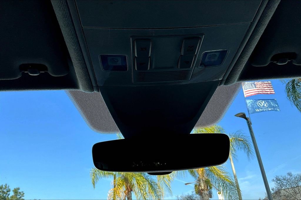 Used 2024 Volkswagen Tiguan Wolfsburg Edition image 16