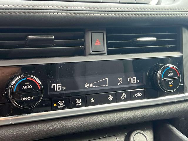 Used 2023 Nissan Rogue SV FWD image 39