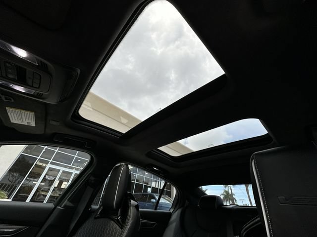 Certified 2022 Cadillac CT5 V Blackwing w/ Carbon Fiber Package 2 RWD image 30