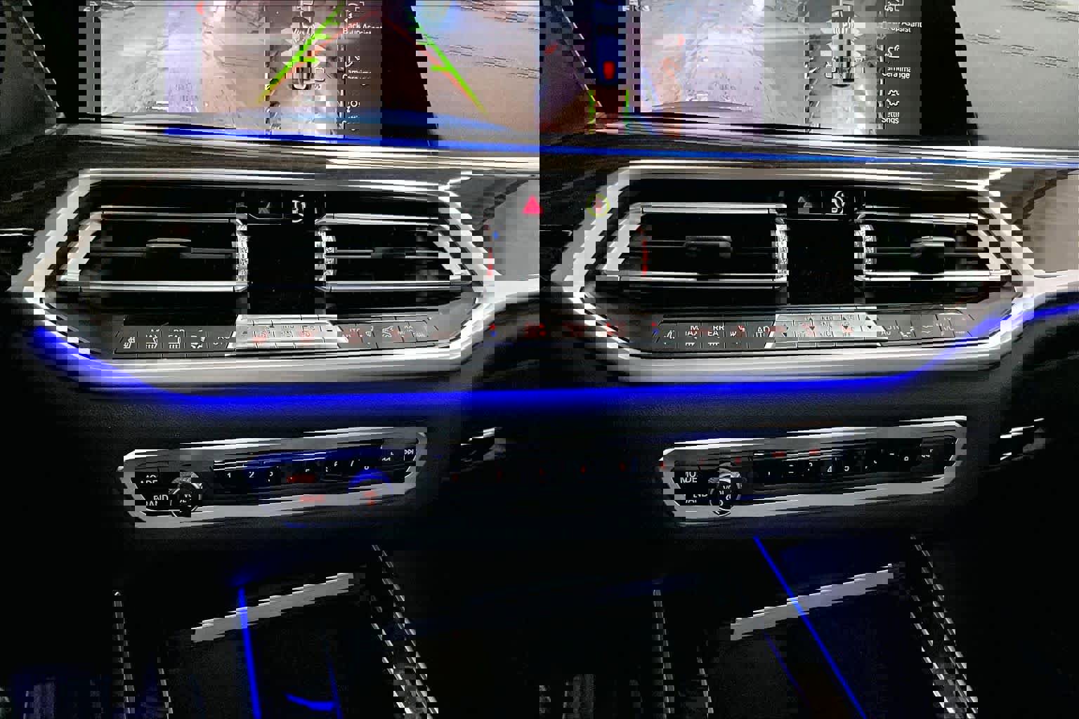 Used 2020 BMW X7 xDrive40i w/ Premium Package image 35