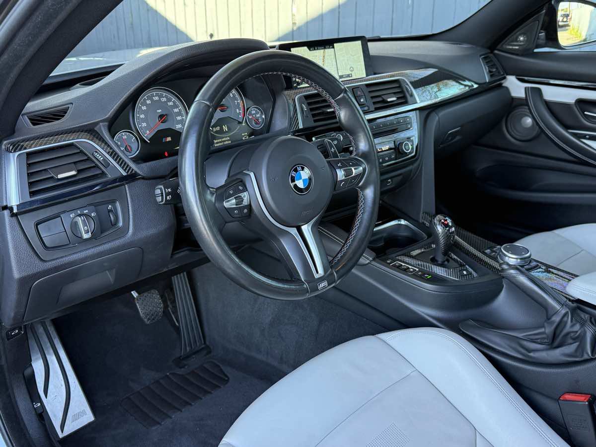 Used 2017 BMW M4 Coupe image 6