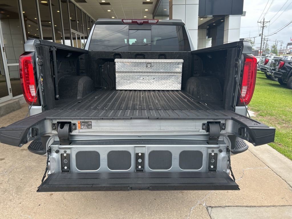 Used 2024 GMC Sierra 1500 AT4 w/ Technology Package image 13