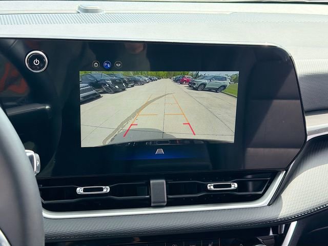 New 2026 Chevrolet Equinox LT w/ Convenience Package II AWD/4WD image 15