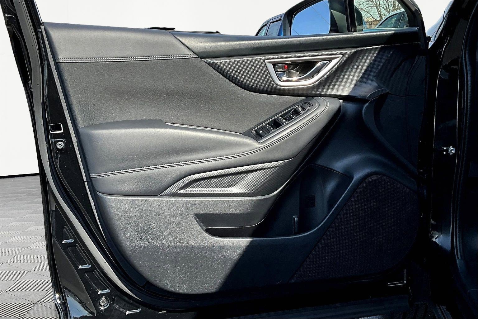 Used 2023 Subaru Forester Premium image 20