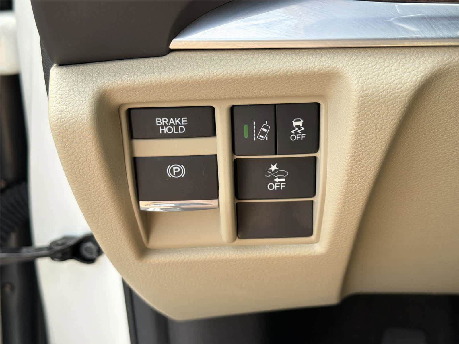 Used 2017 Acura MDX FWD w/ Technology Package image 40