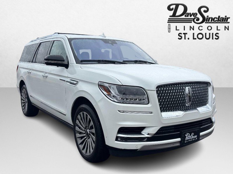 Used 2020 Lincoln Navigator L Reserve w/ Luxury Package image 3