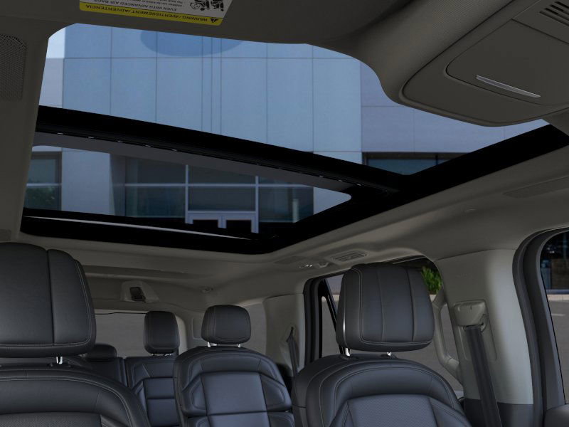 New 2025 Lincoln Navigator Reserve image 22