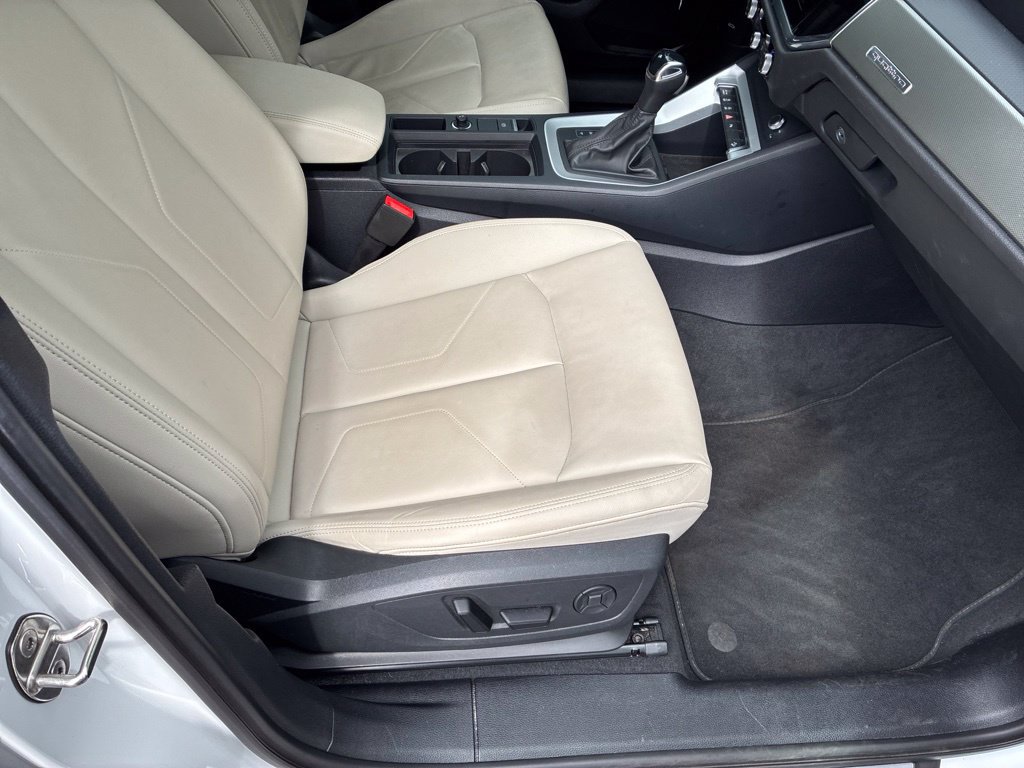 Used 2025 Audi Q3 2.0T Premium AWD/4WD image 45