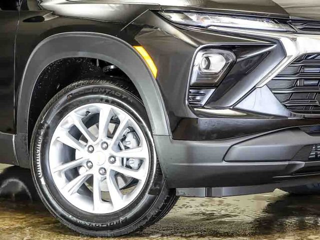 New 2026 Chevrolet TrailBlazer LS w/ LS Convenience Package FWD image 4