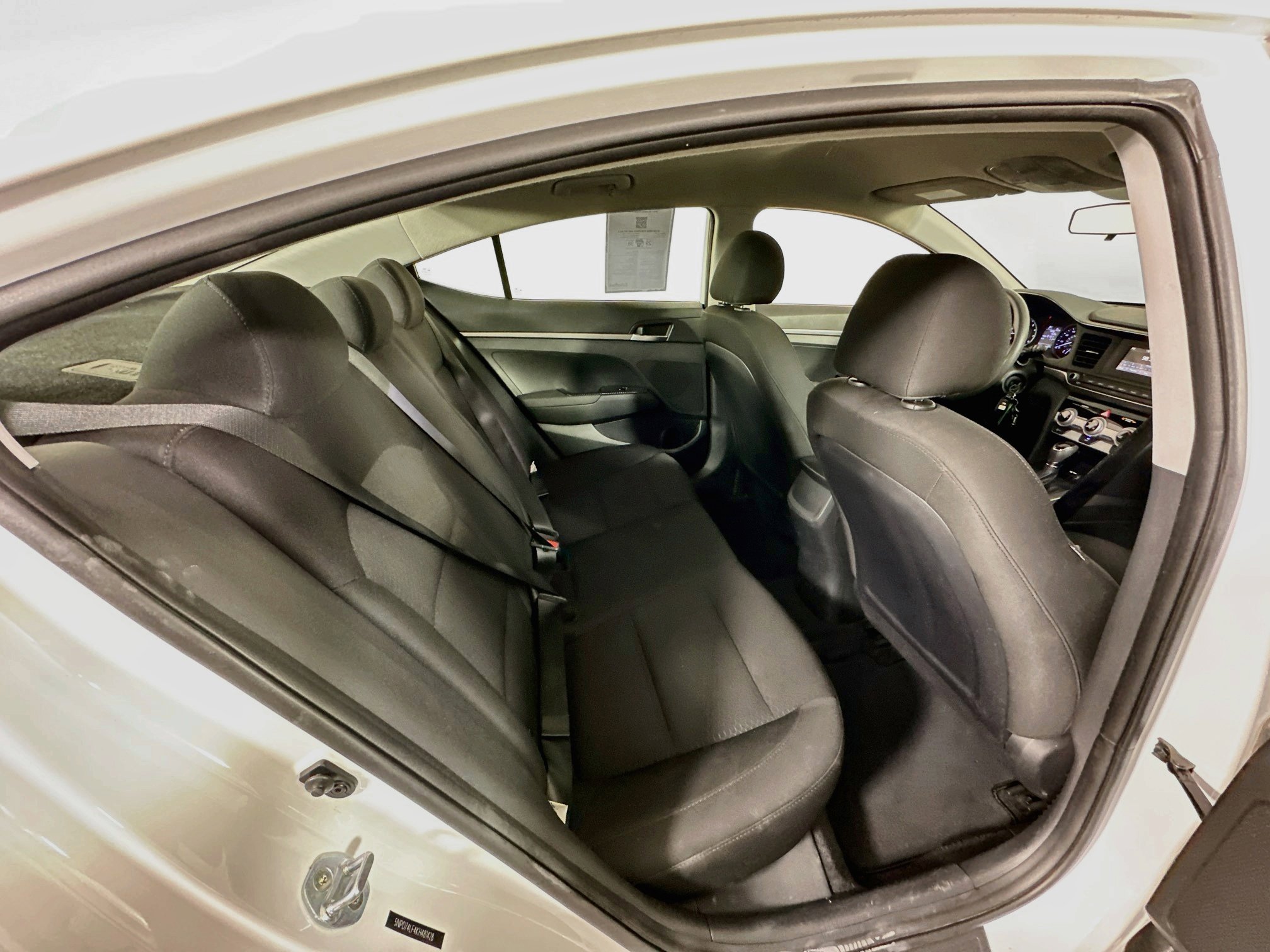 Used 2019 Hyundai Elantra SE w/ Cargo Package FWD image 28