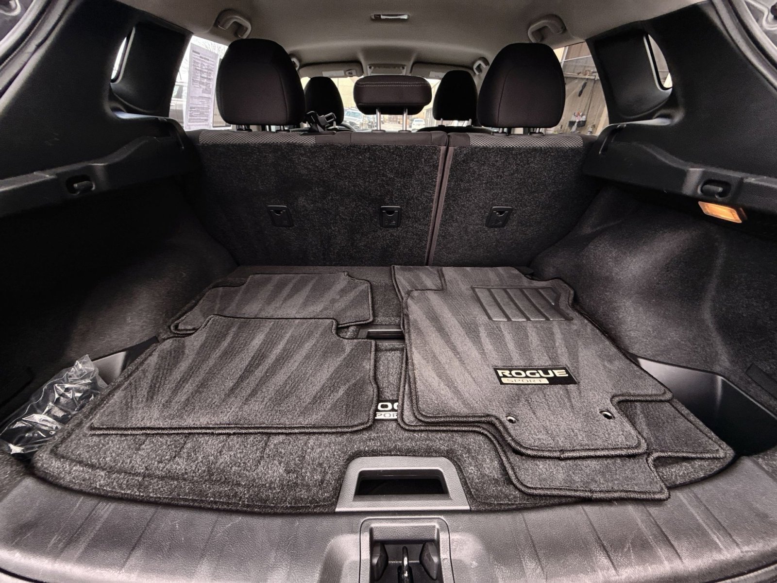 Used 2019 Nissan Rogue Sport SV image 24
