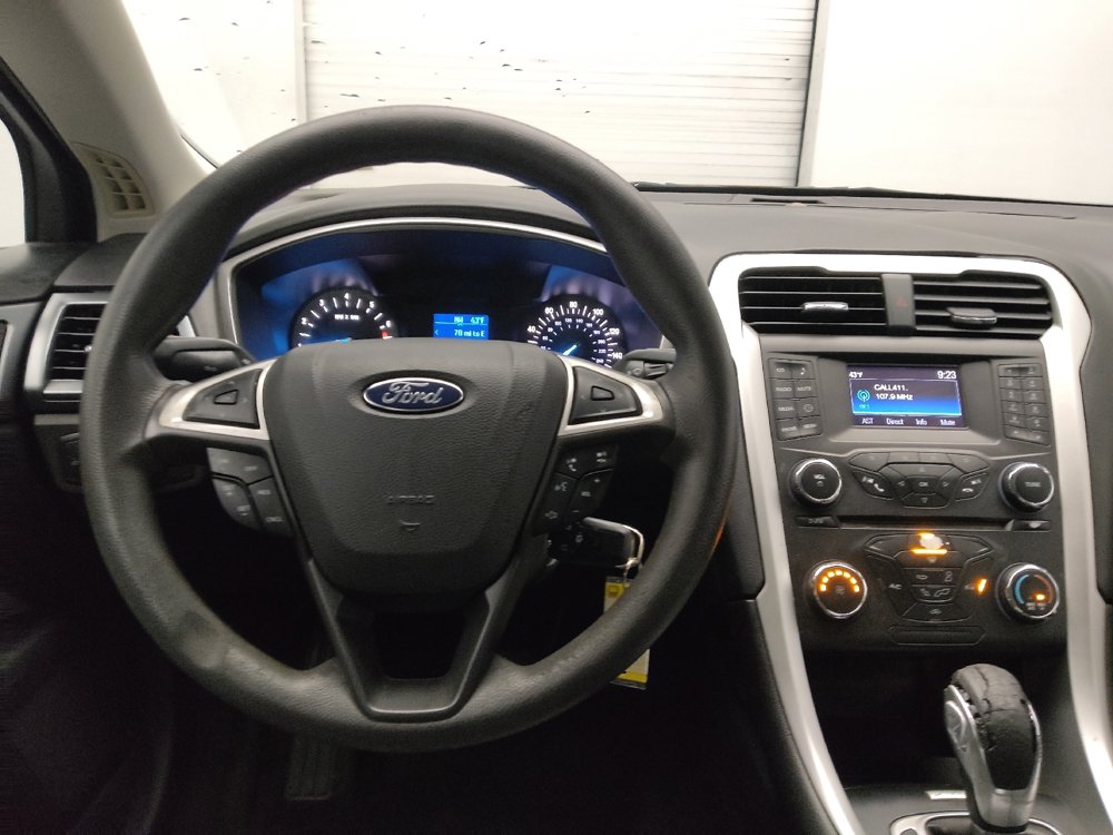 Used 2015 Ford Fusion S image 22