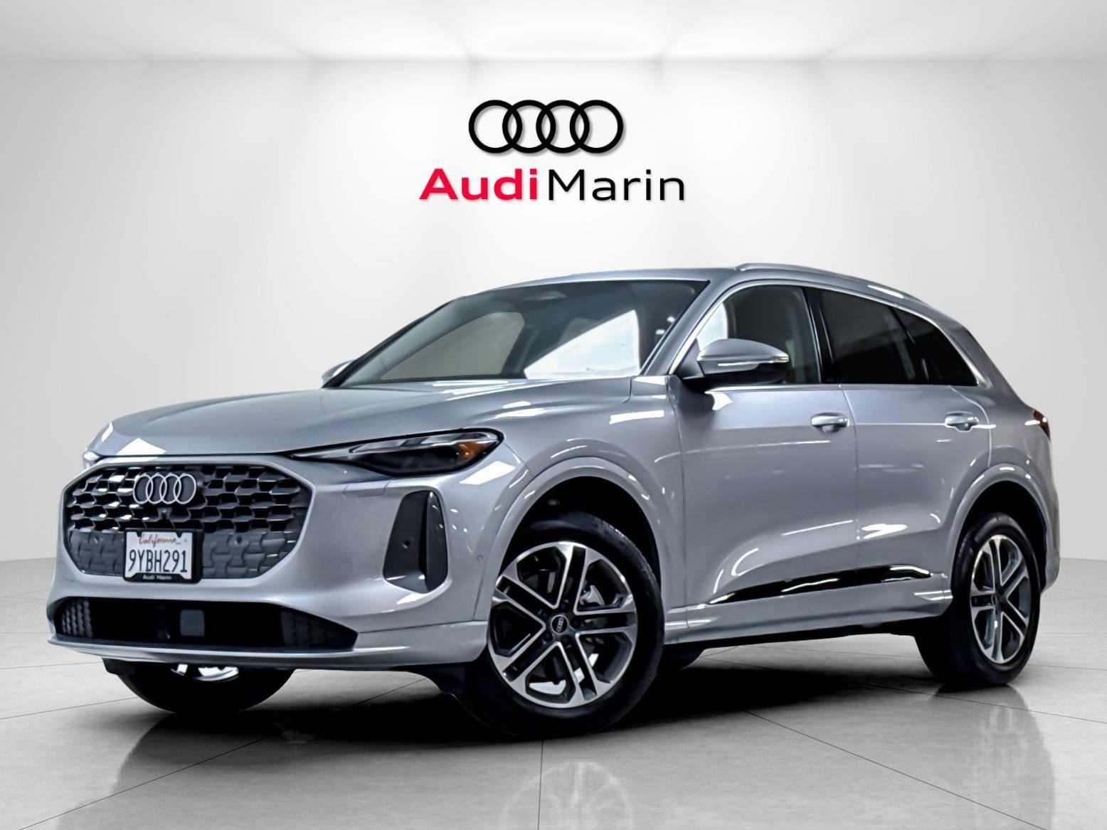 Certified 2025 Audi Q5 Premium w/ Convenience Package AWD/4WD image 1