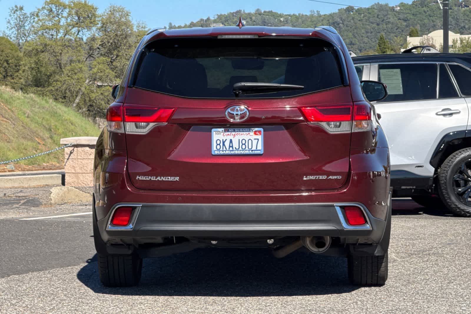 Used 2019 Toyota Highlander Limited Platinum AWD/4WD image 4