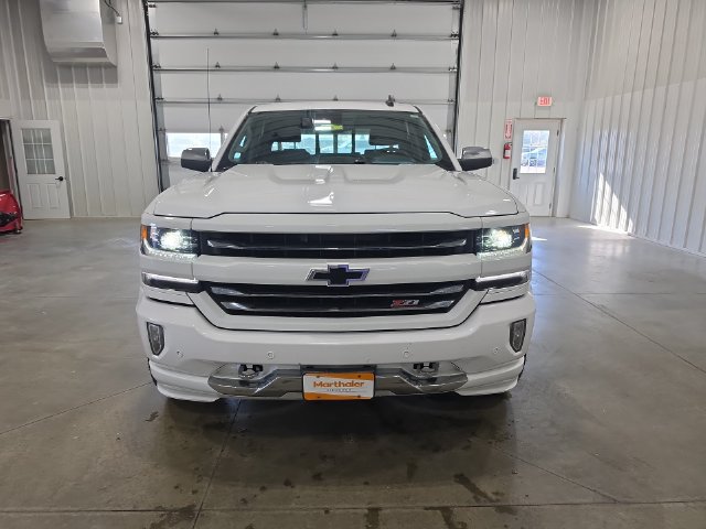 Used 2017 Chevrolet Silverado 1500 LTZ Z71 w/ LTZ Plus Package AWD/4WD image 3