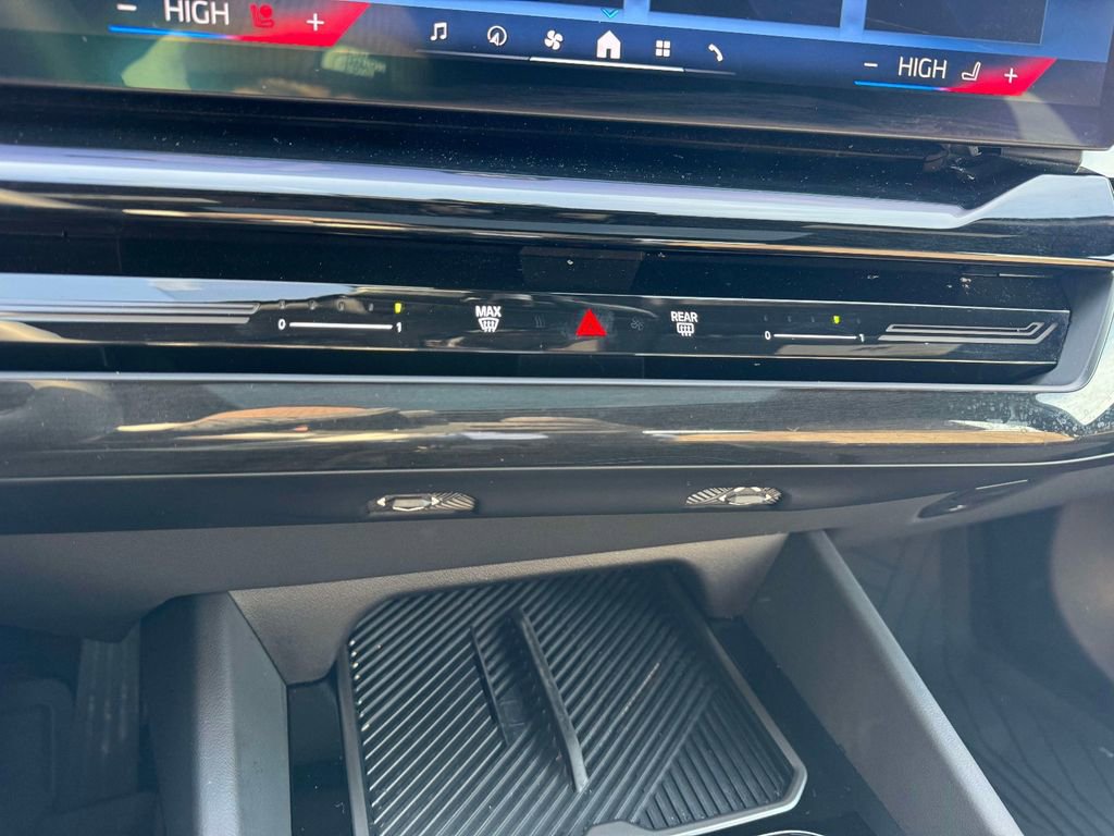 Certified 2025 BMW 530i xDrive image 13