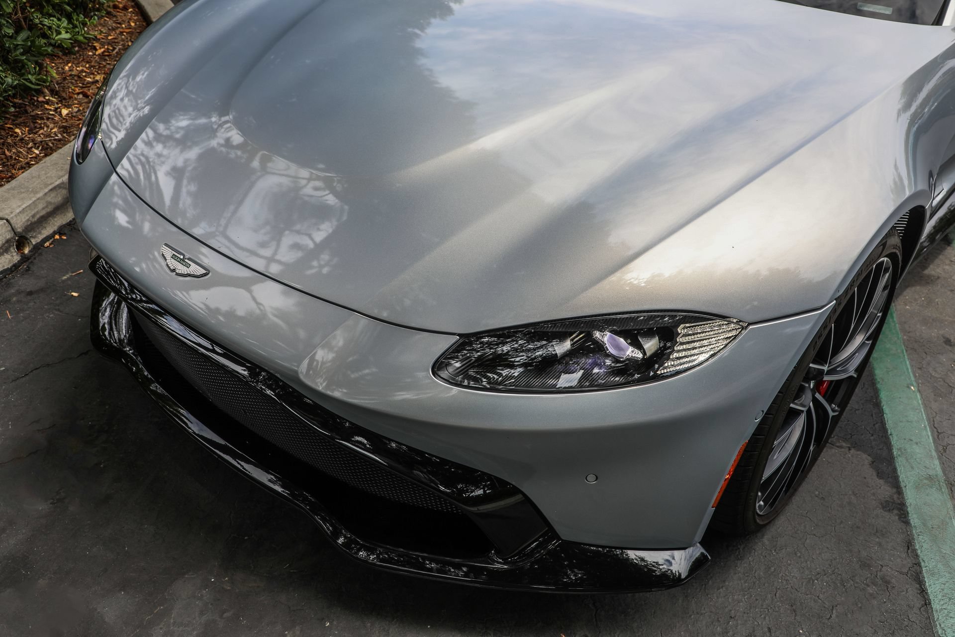 Used 2023 Aston Martin V8 Vantage Roadster RWD image 10
