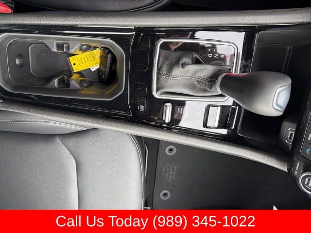 New 2026 Jeep Compass Limited image 18