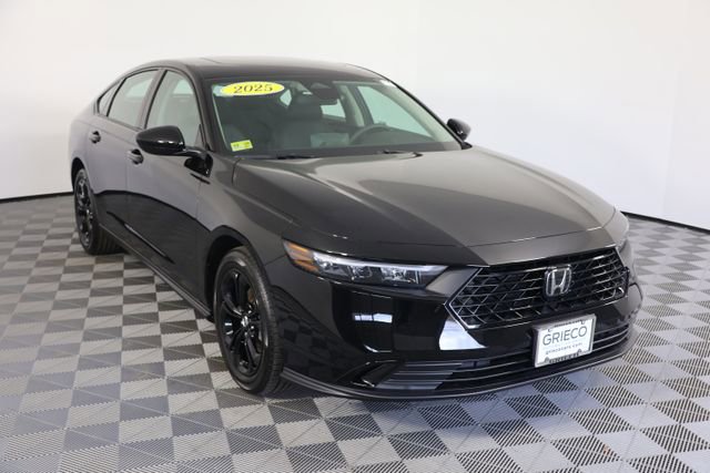 Certified 2025 Honda Accord SE image 1