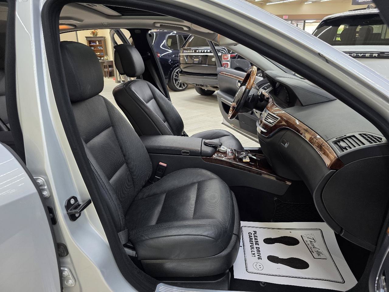 Used 2010 Mercedes-Benz S 550 image 21
