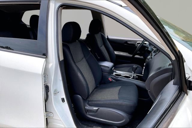 Used 2018 Nissan Pathfinder S FWD image 20
