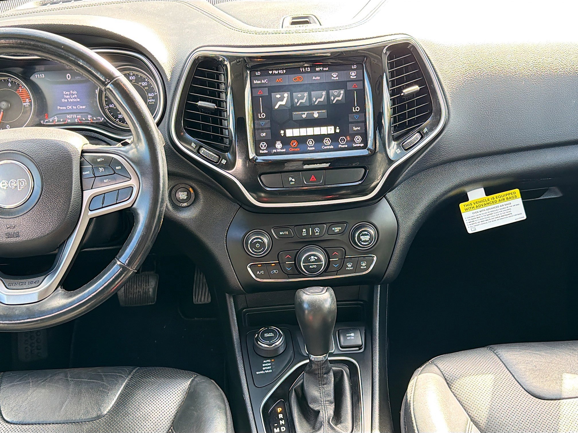 Used 2020 Jeep Cherokee Limited image 19