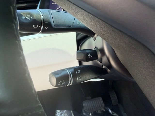 Used 2020 Tesla Model X Long Range AWD/4WD image 21