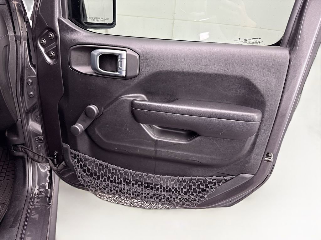 Used 2021 Jeep Gladiator Sport image 23