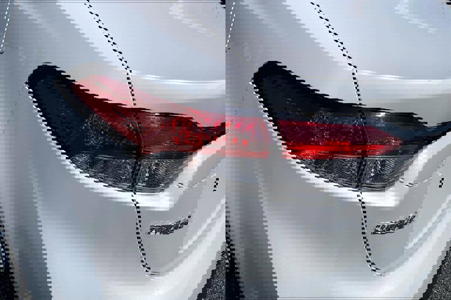 Used 2023 Toyota Corolla LE image 28