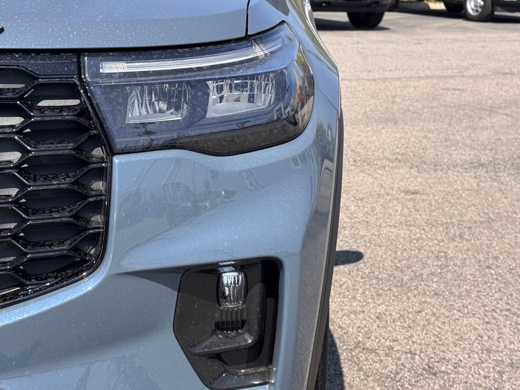 New 2026 Ford Explorer ST-Line image 8