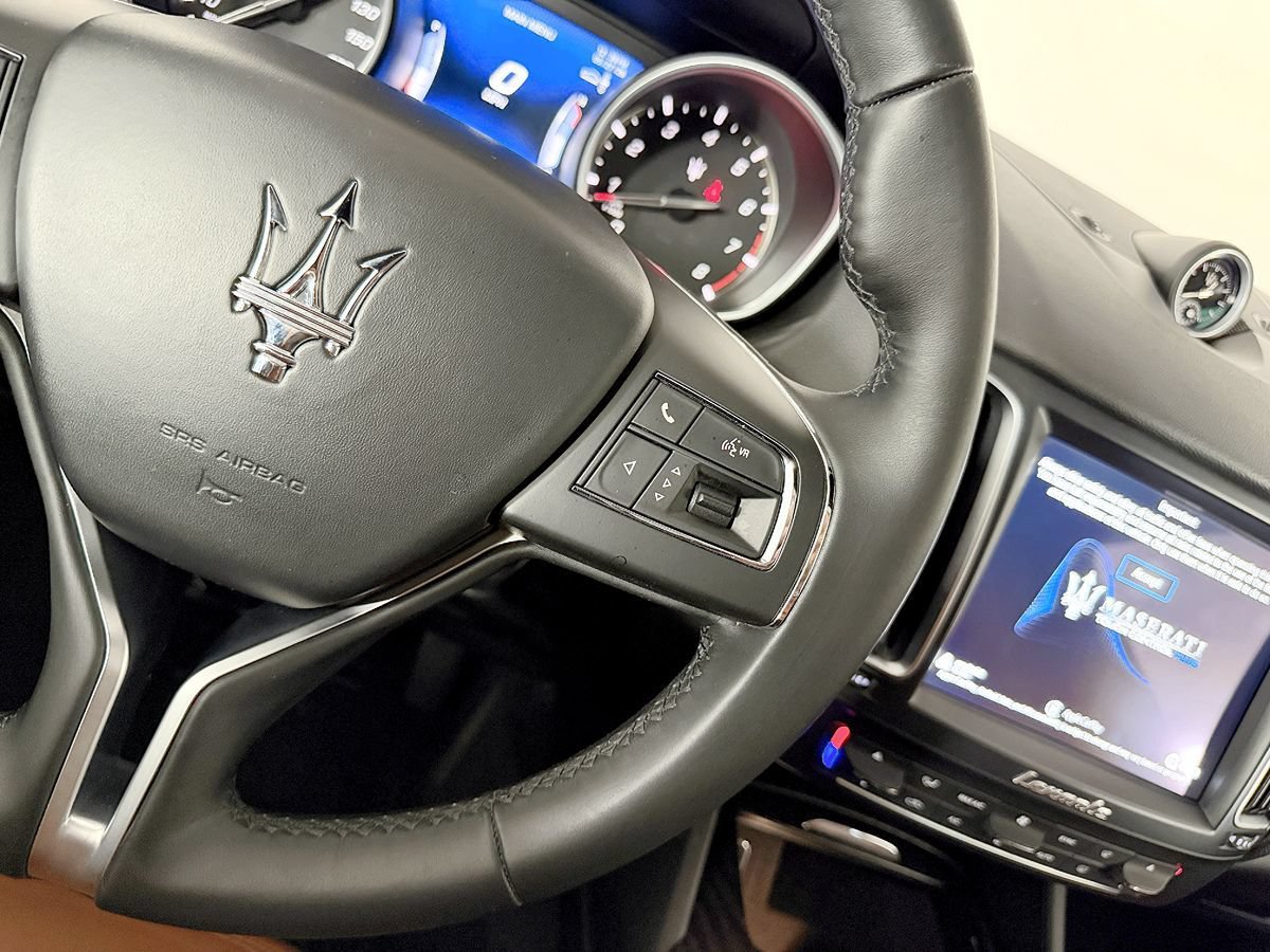 Used 2018 Maserati Levante AWD/4WD image 64